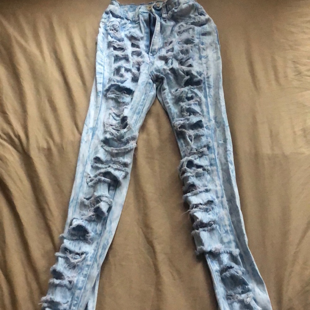 Ripped jeans